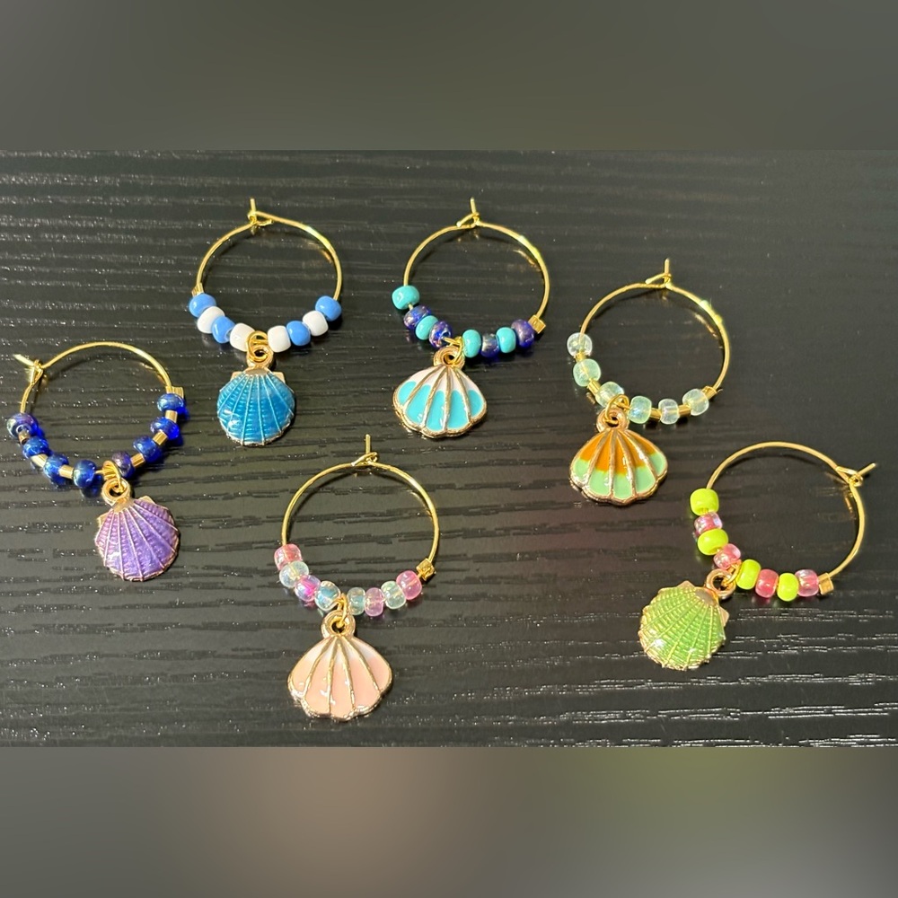 Beach Shells Wine Charms (6)